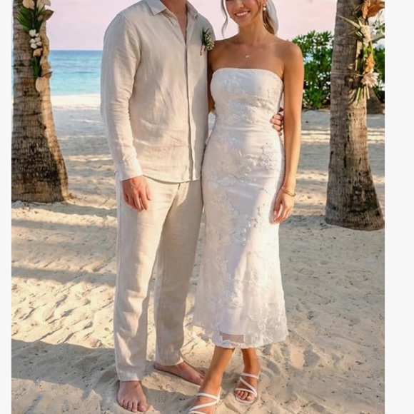 Dresses & Skirts - Elegant White BEACH WEDDING Dress